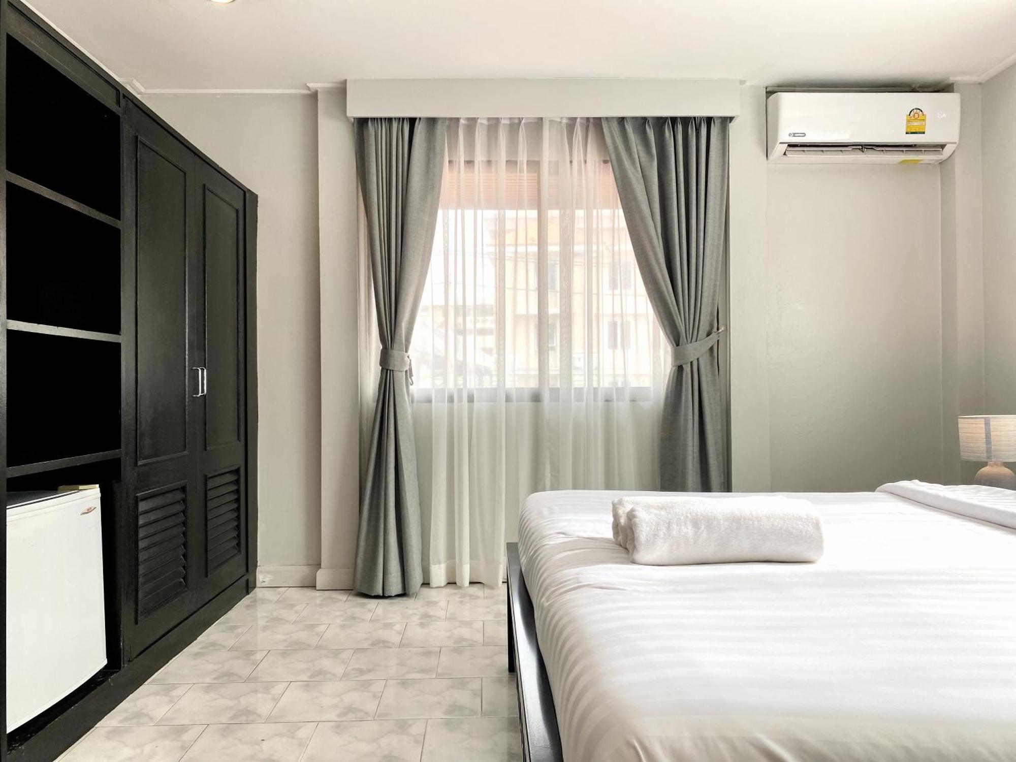 Beachwalk Minotel Patong Exteriér fotografie